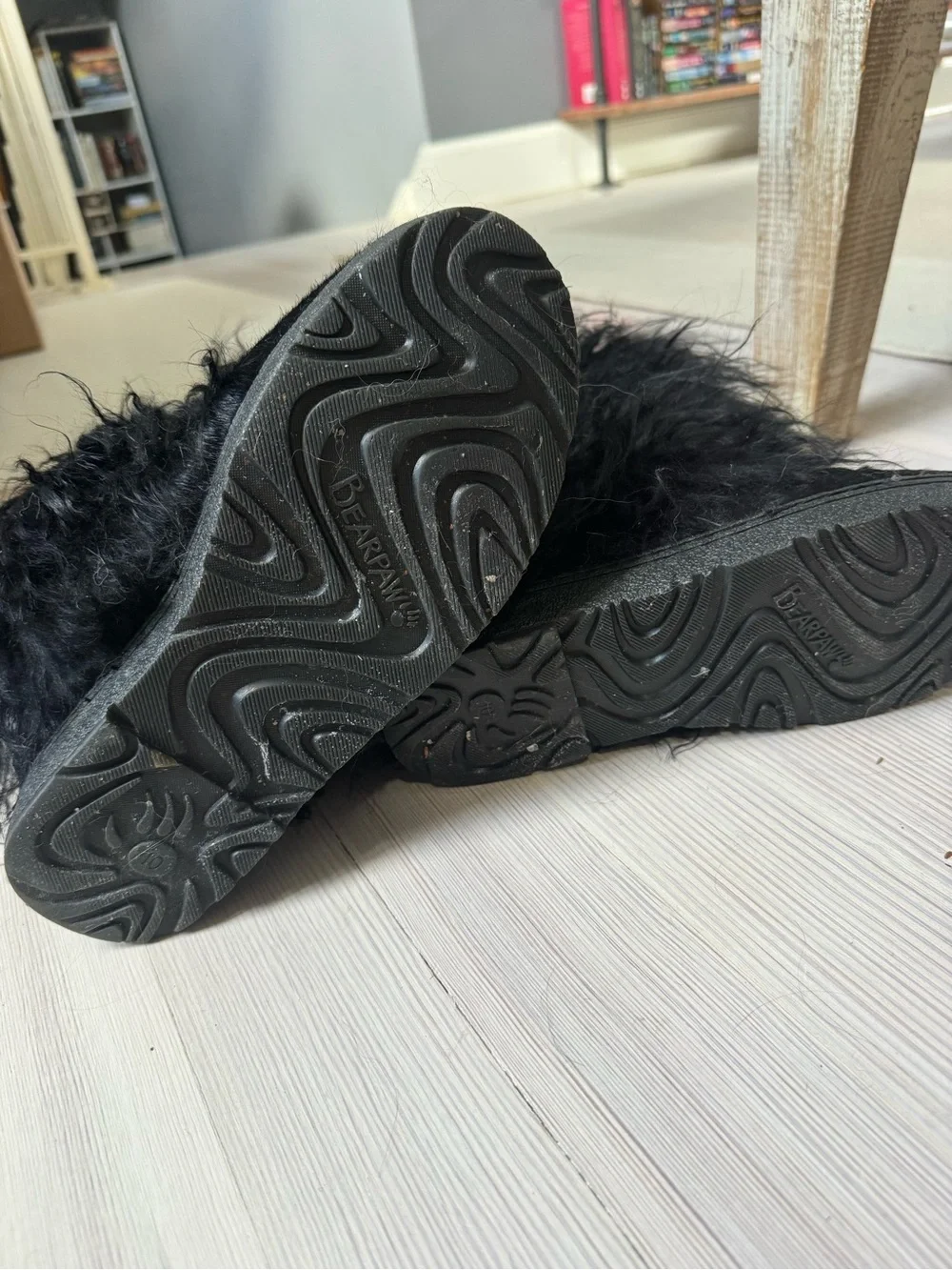 BearPaw top style